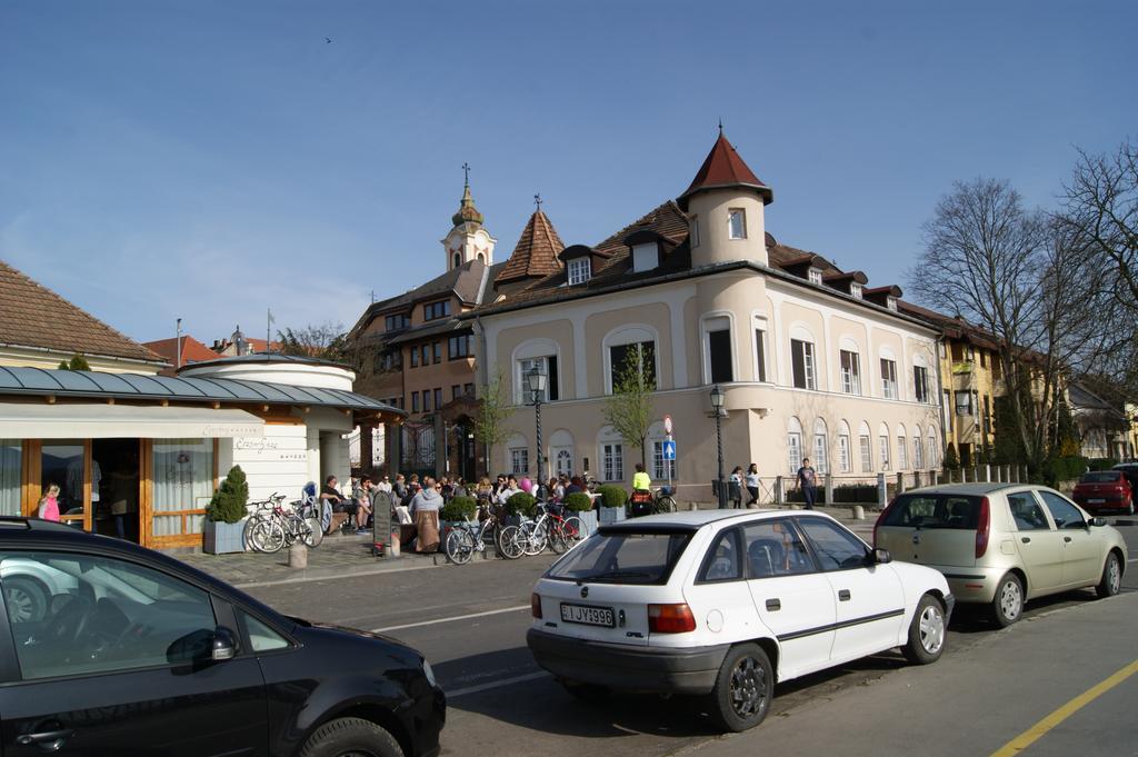 Bellevue Vendégház Vác Exterior foto