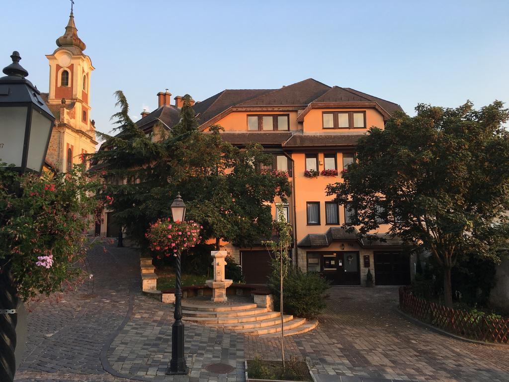 Bellevue Vendégház Vác Exterior foto